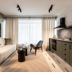ATELIER 33 , Acropolis Apartments