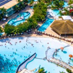 Apto completo com Parque Aquático 24 horas Lacqua DiRoma