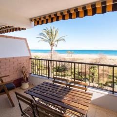 Global Properties, Apartamento en primera linea con impresionantes vistas al mar