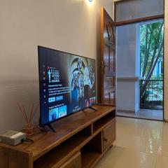 Cozy 1BR Apartment with stunning pool view