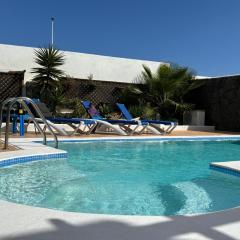 Villa Adel 56, private heated pool, parking