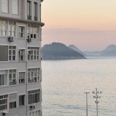 Copacabana Beach View Apartment