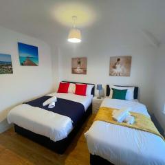 BetaHouse -3BR -Pool Table -Free parking -Spacious