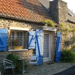 Gîte "ROSE des SABLES" - PISCINE dès le 12 juillet, JARDIN BOTANIQUE, COMMERCES &MER