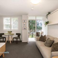 Absolute Waterfront Elizabeth Bay Views & Pool