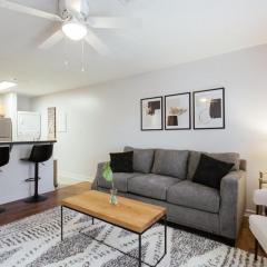 The Cozy Corner Near Downtown 2Br