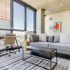 Blueground West Loop pool AC near park CHI-1211