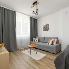 Racławicka Modern Studio for 4 Guests Gdańsk by Noclegi Renters