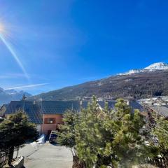 Pretty F4 house with loggia in Briançon