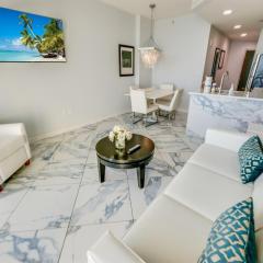 Resort condo w fire pit & balcony