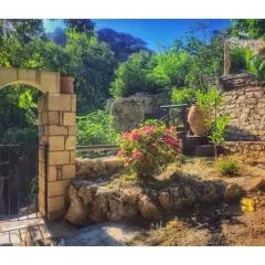 Angela's River Paradise Cottages
