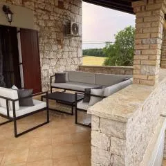 Holiday Home Stancija Becic