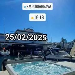 Empuriabrava 500m de la plage de la Rubina
