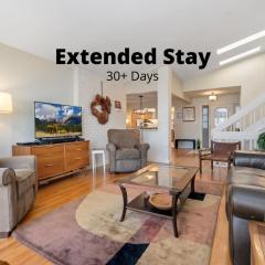 Mid-Century Mod Retreat with Lakefront Trails, Quiet