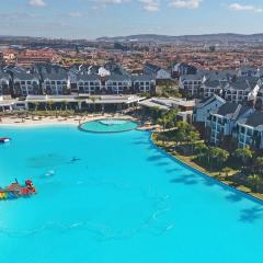 The Blyde Luxury Crystal Lagoon
