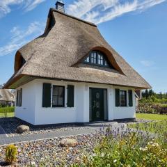 Reetdachhaus in Bodstedt mit Sauna am Bodden