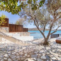 Tsifliki Beachfront Retreat