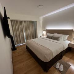 Miraflores 1 or 2 Bedrooms Executive Apartment