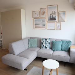 Apartment in Nieuwpoort with Stunning Sea Views