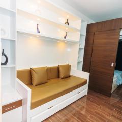 City Chill Spot Where Style Meets Smiles Swim Gym Park 1765