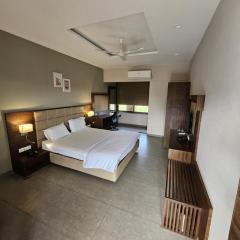 Club Azzurro Resort - Nalsarovar