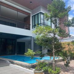 Jenista Pool Villa