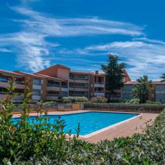 Superbe T3 Clim / Piscine / commerces et plages.