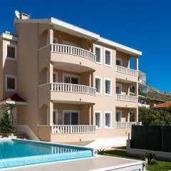 Ferienwohnung Apartmani Muše A6 mit Infinity-Pool, direkt am Meer bei Dugi Rat - Rauchverbot im gesamten Innen- und Aussenbereich