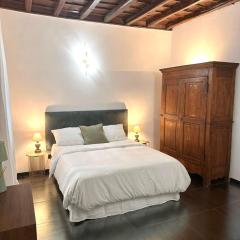 Elegant Apartment in Rome's Historic Center