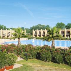 Apartment Cosmopolitan Golf - TIR280 by Interhome