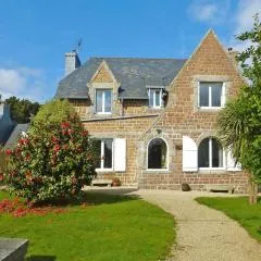 Stone House Pleumeur-Bodou near Pink Beaches