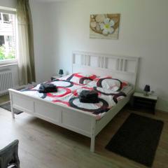 Maggie&#039s Goode Stuuv