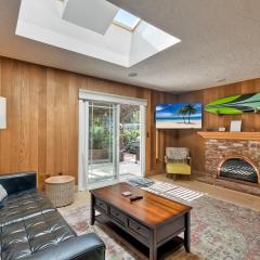 Hot Tub, Fire Pit, BBQ, Shuffleboard, Walk To Beach