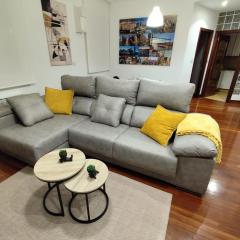 Nuevo, junto al Ayuntamiento y Casco Viejo