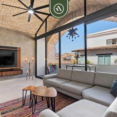 Restored Historic 2 BR Condo in Downtown - Pool
