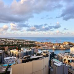 Elegant One Bedroom Apartment with a Stunning Seaview