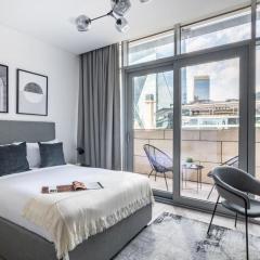 Silkhaus stunning studio in central DIFC with balcony