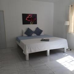 Hill View Rooms