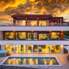 Villa ReMi mit 2 Whirlpools und Meerblick