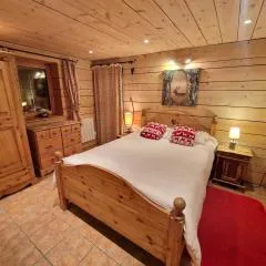 Chalet rénové et original, 8 pers., Valfréjus - FR-1-265-367