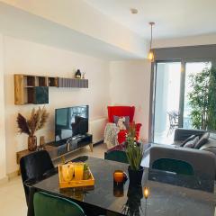 New Modern 2BD aprt with shared rooftop pool B2