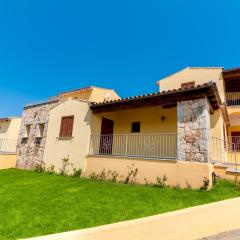 Residence in Malamurì near Budoni, apartments 4 beds with private outdoor area