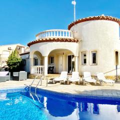 Avondale, close to the beach, ideal for families