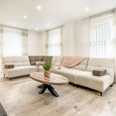 HOMEY SAKINE- Proche centre- Netflix- Wifi