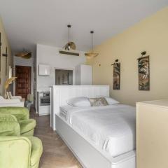 Le Botanik Jardin Chic