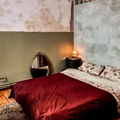 Vintage and Artistic Altbau