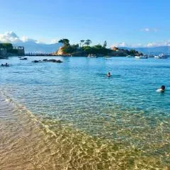 Isolella à 50 m de la plage