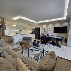 Elegant VIP Apartment - Athens Town