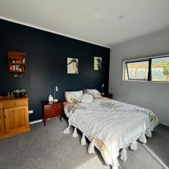 Comfortable Barn Stay on Private Rural Property in Cromwell