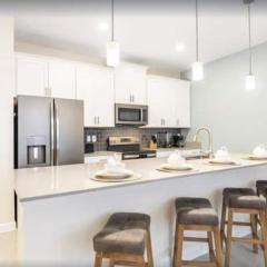 440OC Weekly Stay 4BR Th With Pool